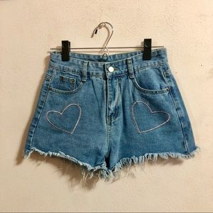 Chuu heart shorts